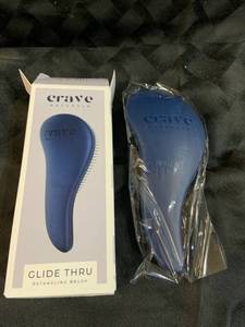 lot 35636 image: Crave Naturals - Glide Through Detangling Brush