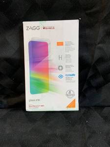 lot 35648 image: Zagg - Invisible Shield - Glass XTR 6.7�� iPhone Protective Front Glass