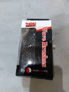 lot 35768 image: BRUSH KING, TORINO WAVE BRUSH