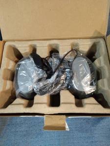 lot 36021 image: Amazon Basics USB-Powered PC Computer Speakers with Dynamic Sound  Silver