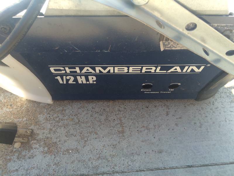 lot 125 image: CHAMBERLIN GARAGE DOOR OPENERS