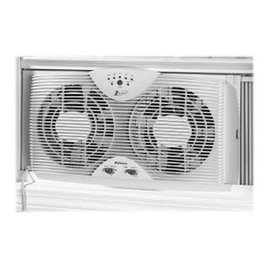 lot 2815 image: Holmes HAWF2043 - Cooling fan - window mounted
