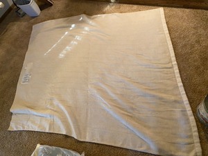 lot 165 image: Sun beam heated blanket-full size