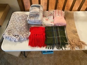 lot 191 image: Scarves miscellaneous linen