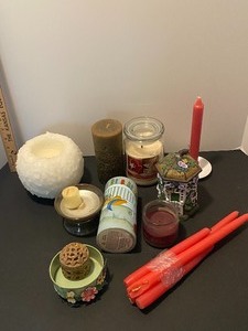 lot 186 image: Candle lot