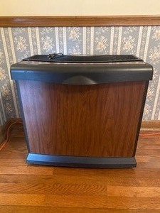 lot 198 image: Kenmore Quiet Comfort Humidifier