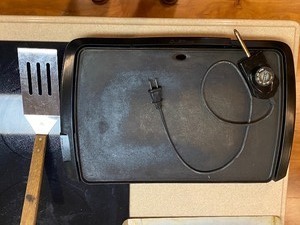 lot 220 image: Presto flat top griddle