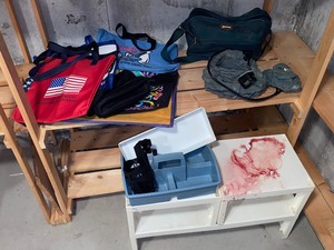 lot 300 image: Tote bags, plastic storage (damaged), fountain (untested)