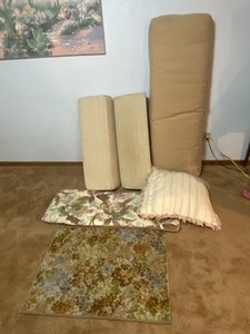 lot 343 image: Rugs, Large cushions, pillow