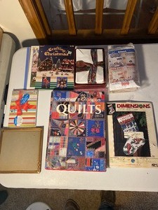 lot 348 image: Quilt book-great condition