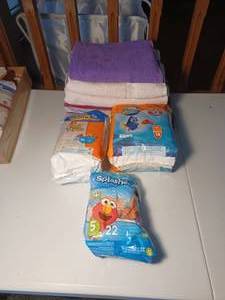 lot 349 image: Outdoor towels, swim diapers