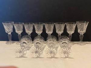 lot 355 image: Lorraine Crystal LOC 5