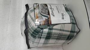 lot 17354 image: Eddie Bauer Timbers Plaid Comforter Set, Twin