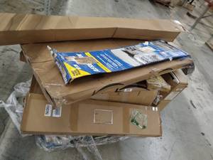 lot 4692 image: Miscellaneous Pallet Hood protector, bed frame Miscellaneous Boxes(Sold As Is)