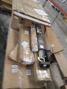 lot 4698 image: Miscellaneous Pallet wood slates, double curtain rod, Miscellaneous boxes(Sold As Is)