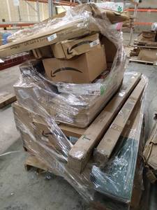 lot 4722 image: Miscellaneous Pallet wood slates, Lego super Mario, Miscellaneous boxes (SOLD AS IS)