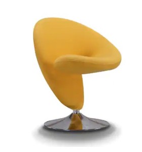 lot 63216 image: Ziggy Swivel Leisure Chair- Retail$369.99