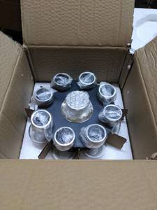 lot 7507 image: Home Basics Contemporary Low Profile Revolving 8-jar Spice Rack Set, Black