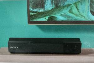 lot 2004 image: Blu-RayDVD Player