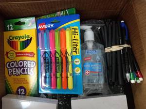 lot 3061 image: 7th Grade School Supplies