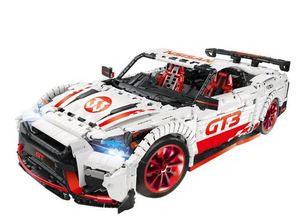 lot 2949 image: Intricate Lego Car