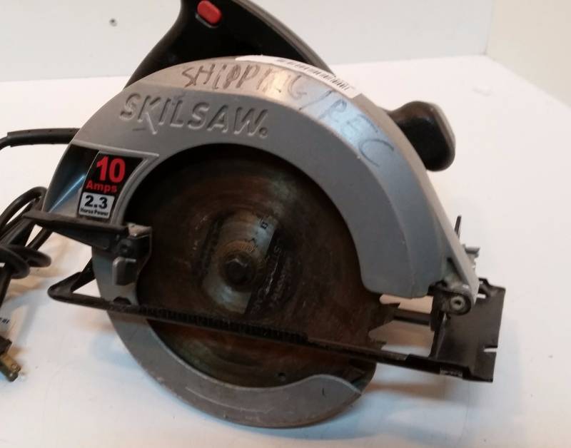 lot 1042 image: Skilsaw Circular Saw