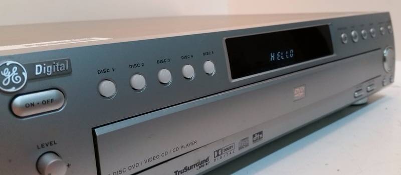 lot 1054 image: GE 5 disc dvdvideo CD CD player