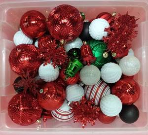 lot 52 image: Multiple Christmas Ornaments