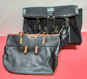 lot 58 image: 2 Handbags, Including Elizabeth Arden