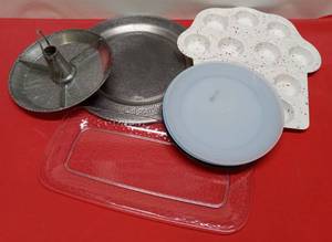 lot 66 image: Multiple Serving Dishes, Including Cupcake Shaped Tray & Multiple Colored Plates