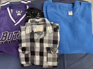 lot 175 image: Mens long sleeve L-XXL