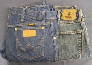 lot 180 image: Mens Wrangler Jeans 36- 34, 36- 30