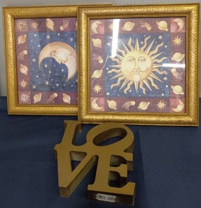 lot 189 image: Wall Art Decorations