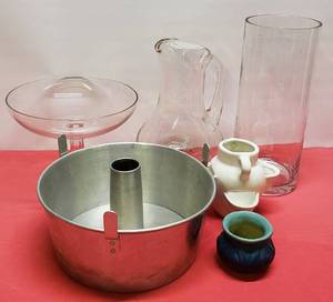 lot 41 image: Misc. Kitchen Ware, Including Bundt Pan & Glass Pitcher