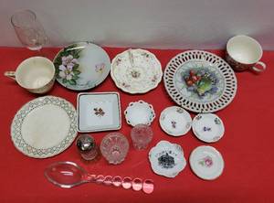 lot 42 image: Multiple Glass & China, Including Gilda Royal China, Modern Japanese China & Handled Bowl