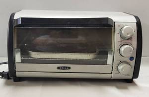 lot 79 image: Bella Toaster Oven