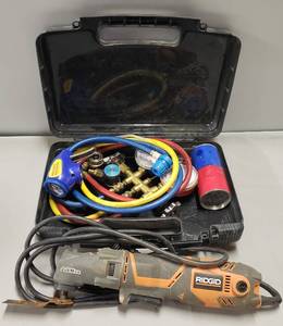 lot 92 image: AC Manifold & Hoses, Also Ridgid Jobmax Multi-Tool WCarrying Case