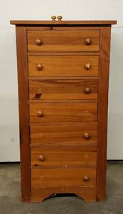 lot 123 image: Solid Wood 7 Drawer Dresser (51-12X 26-34), (Missing 3 knobs & does have scratches, as shown in photos)