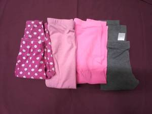 lot 327 image: 3 4T Girls Leggings, Gray and 2 Pink and Pink Polka Dot Capri Leggings