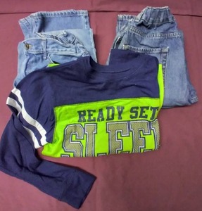 lot 336 image: 2 Pr Boys Size 16S Jeans and XL Blue and Green Shirt