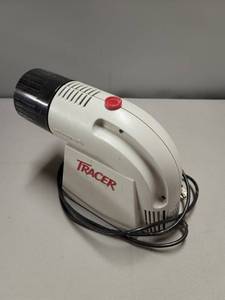 lot 351 image: Artograph Photo Tracer Projector (Operational)