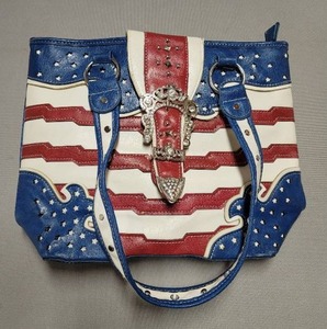 lot 358 image: Large Patriotic Leather Purse