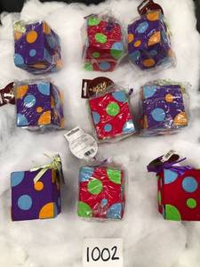 lot 1002 image: Mixed Lot of 9 Christmas Ornaments gift box felt