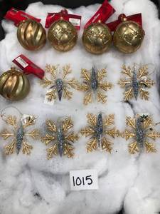 lot 1015 image: Mixed Lot of 12 Christmas Ornaments plastic ball glass snowflake glitter gold silver