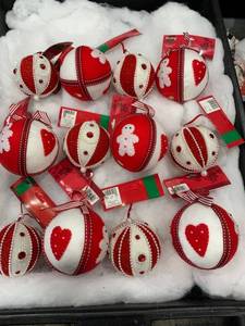 lot 1034 image: Mixed Lot of 12 Red and White Striper Round Christmas Ornaments