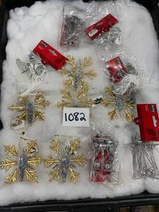 lot 1082 image: Mixed Lot of 12 Snowflake Present and Angel Christmas Ornaments