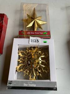 lot 1123 image: Lot of 2 Gold Star Christmas Tree Toppers