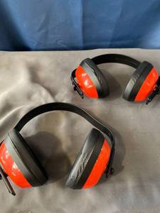 lot 11602 image: 2 Sound Reducing Systems