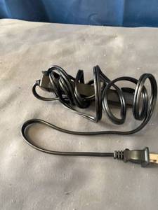lot 11617 image: Fluval P Series Submersible Aquarium Heater for Up to 15 Gallons