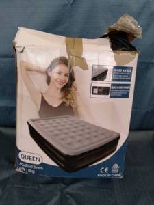 lot 11618 image: TUOMICO QUEEN SIZE AIR MATTRESS ( X002VLLTWF)